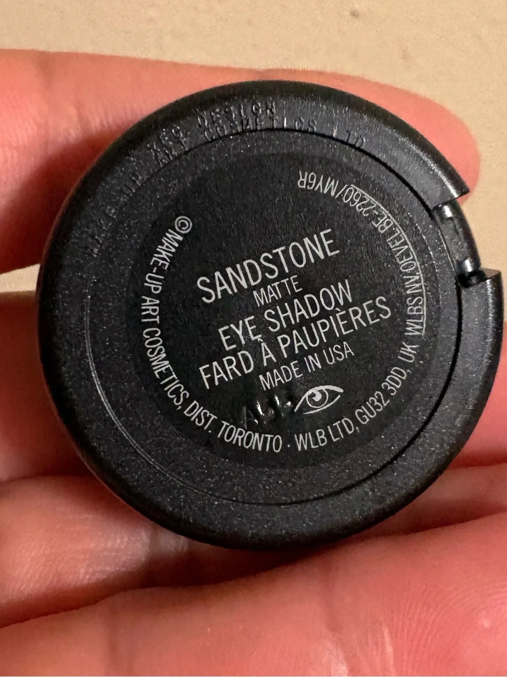 MAC Cosmetics Eye Shadow Single - SANDSTONE MATTE Taupe Neutral Shade Brand New